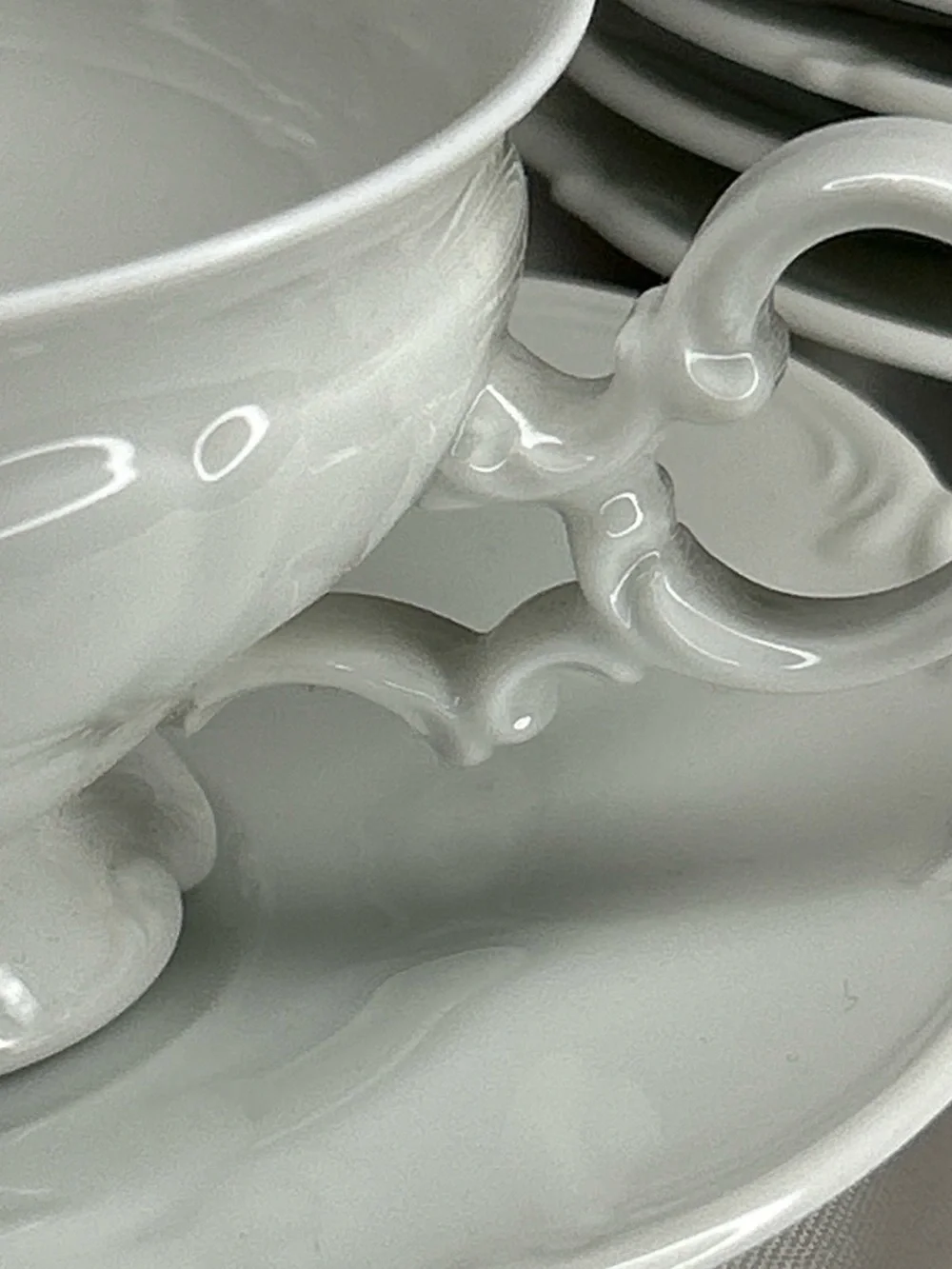 Vintage HUTCHENREUTHER SYLVIA Bavarian GERMANY cup & saucer 8pc. Elegant Dining